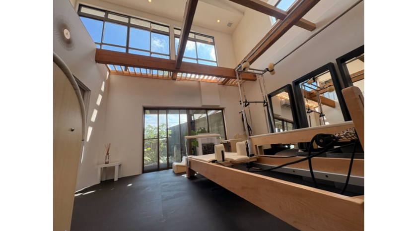 All Present pilatesの画像