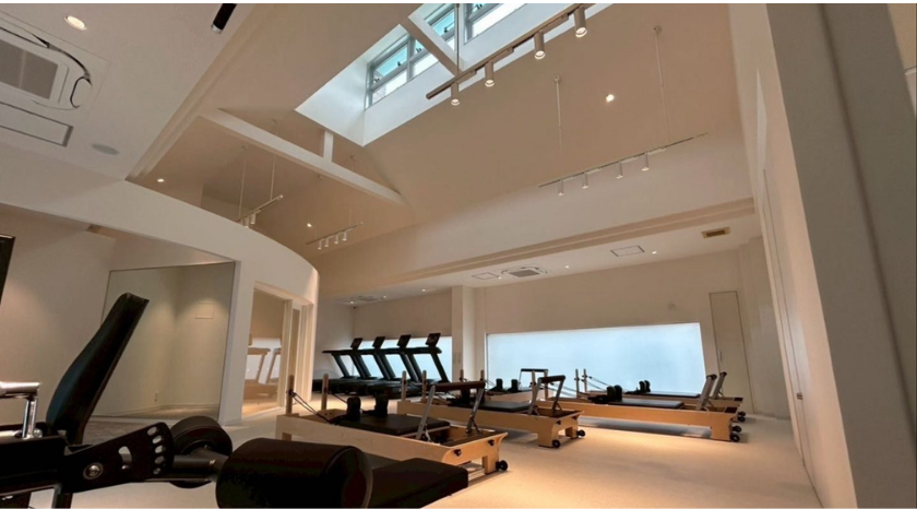 Paw women's fitnessの画像