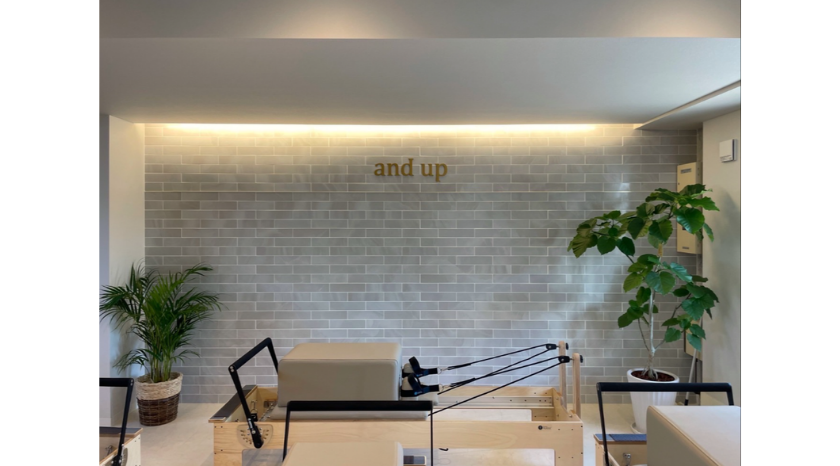 pilates & salon and upの画像